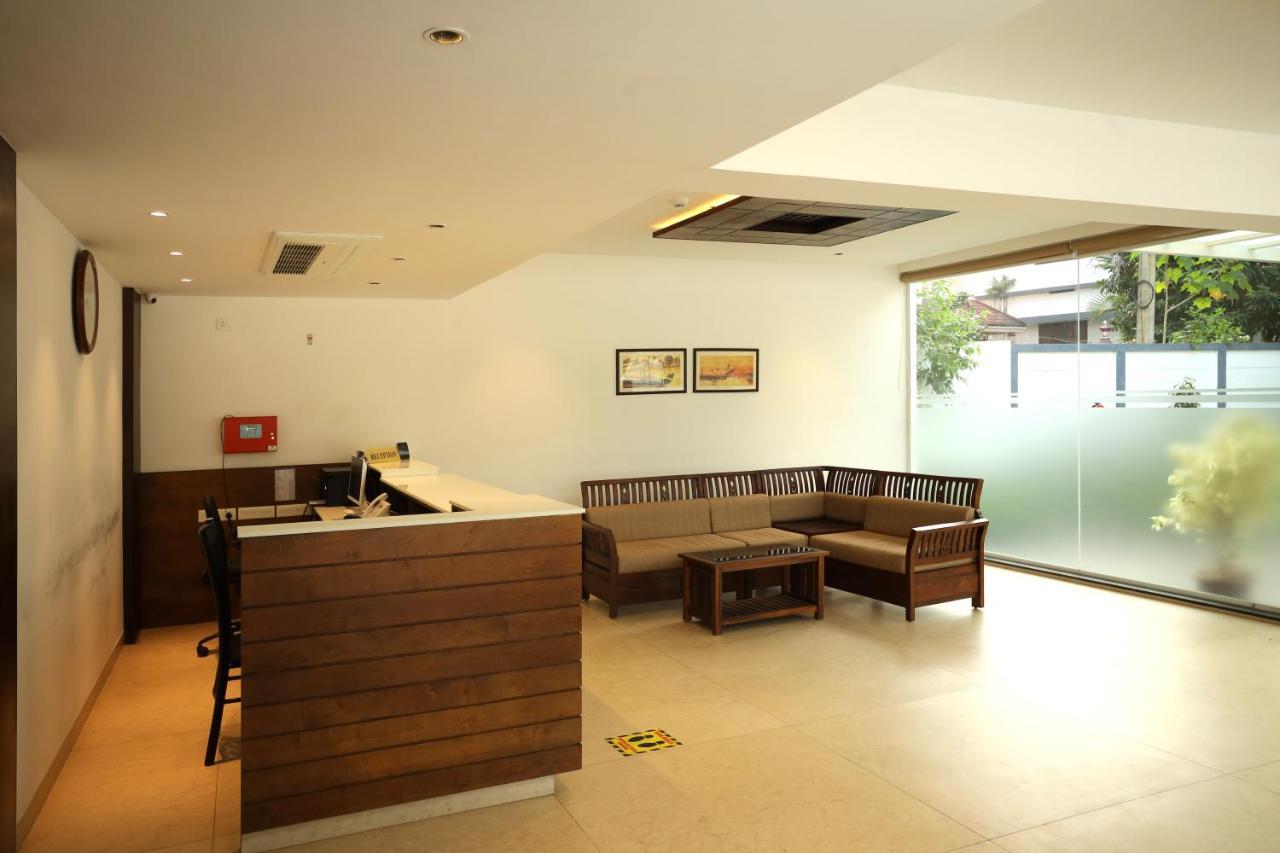 Loveland Residency Kochi Exterior foto